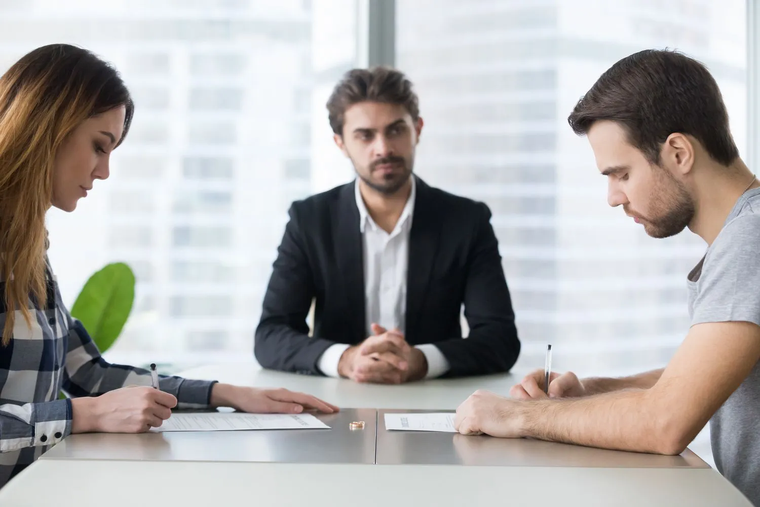 How EH Mediation Guides Couples Toward Fair and Balanced Outcomes Beaconsfield